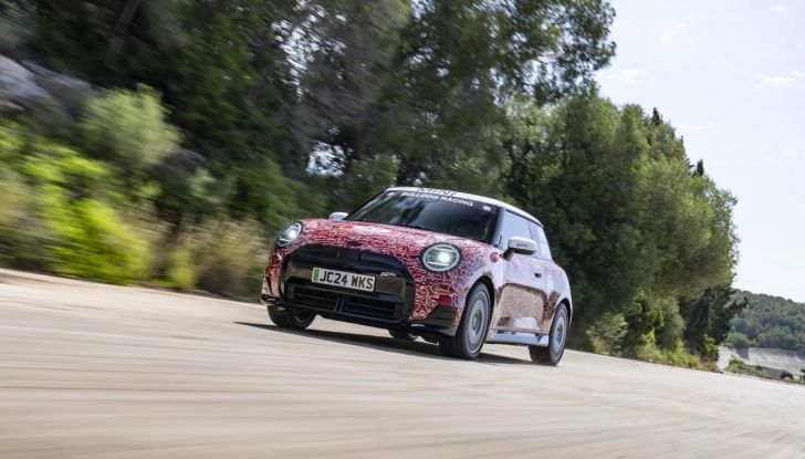 Mini John Cooper Works E: la prima JCW elettrica debutta in autunno - Foto 2 di 13