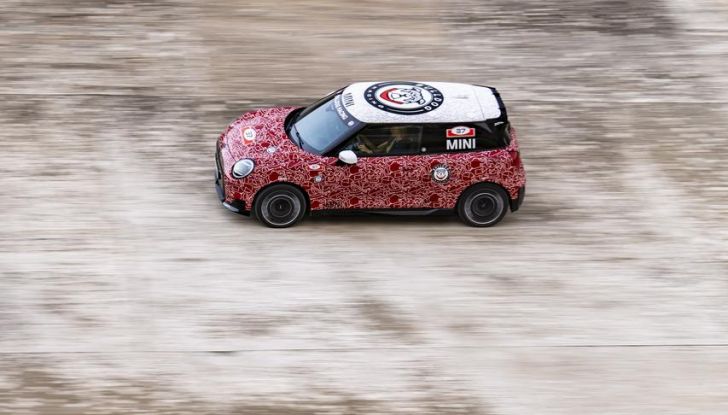 Mini John Cooper Works E: la prima JCW elettrica debutta in autunno - Foto 11 di 13