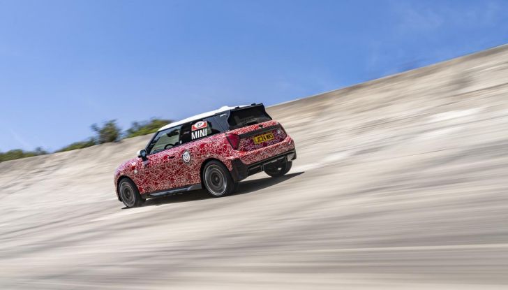 Mini John Cooper Works E: la prima JCW elettrica debutta in autunno - Foto 6 di 13