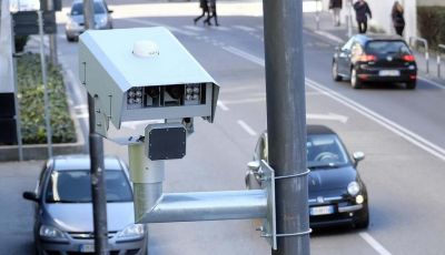 Multa semaforo rosso: cosa sapere e come fare ricorso (2024)