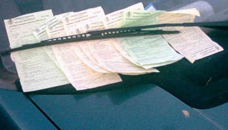 Multe divieto di sosta