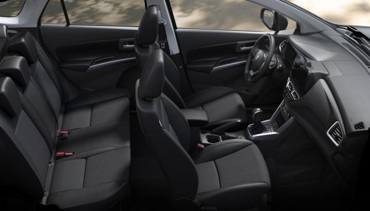 Nuova Suzuki S-Cross Hybrid: caratteristiche, dotazioni, motori, allestimenti e prezzi - Foto 17 di 23