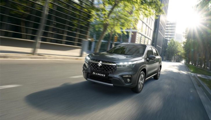 Nuova Suzuki S-Cross Hybrid: caratteristiche, dotazioni, motori, allestimenti e prezzi - Foto 18 di 23