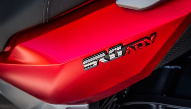 Voge Sfida SR1 ADV, lo scooter con lo spirito adventure - Foto 8 di 9