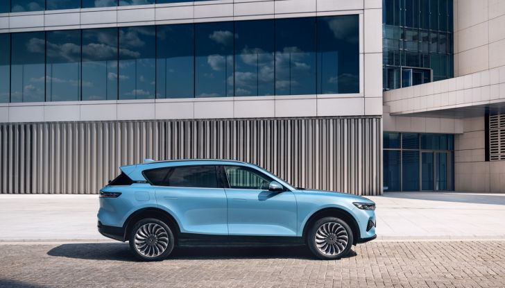 Voyah Free: debutto italiano per il nuovo SUV elettrico da 489 CV - Foto 4 di 15