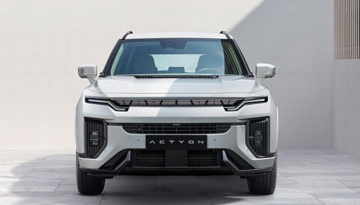 KG Mobility Actyon: caratteristiche, design, abitacolo, motori, versioni e prezzi - Foto 10 di 14