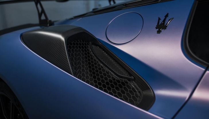 Maserati GT2 Stradale: caratteristiche, design, abitacolo, motore e prestazioni - Foto 28 di 51