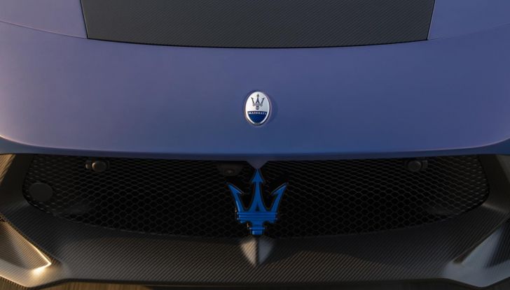 Maserati GT2 Stradale: caratteristiche, design, abitacolo, motore e prestazioni - Foto 8 di 51