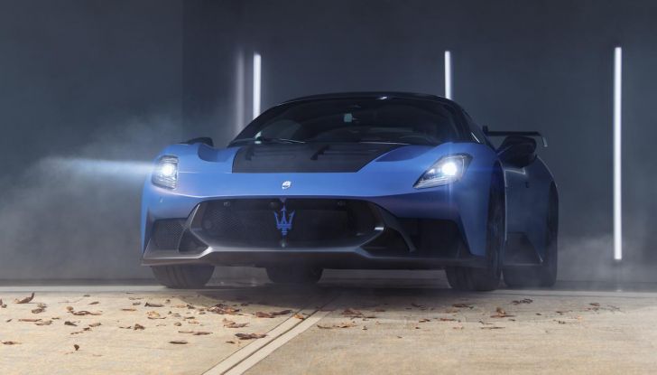 Maserati GT2 Stradale: caratteristiche, design, abitacolo, motore e prestazioni - Foto 39 di 51