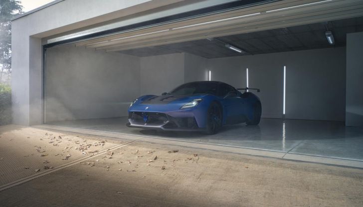 Maserati GT2 Stradale: caratteristiche, design, abitacolo, motore e prestazioni - Foto 32 di 51