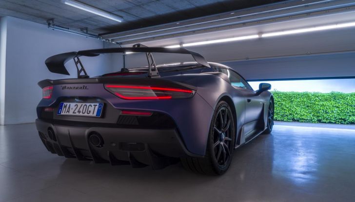 Maserati GT2 Stradale: caratteristiche, design, abitacolo, motore e prestazioni - Foto 25 di 51