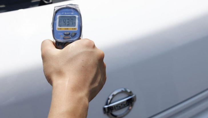 Nissan testa la vernice refrigerante sulle sue auto - Foto 53 di 60