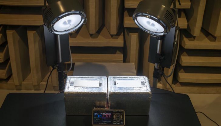 Nissan testa la vernice refrigerante sulle sue auto - Foto 9 di 60