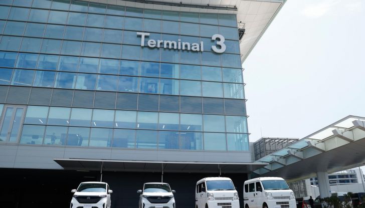 Nissan testa la vernice refrigerante sulle sue auto - Foto 47 di 60