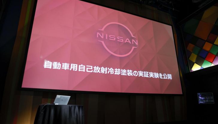 Nissan testa la vernice refrigerante sulle sue auto - Foto 57 di 60