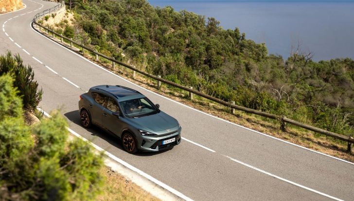 Nuova Cupra Formentor: ancora aggiornamenti per la gamma motori - Foto 35 di 44