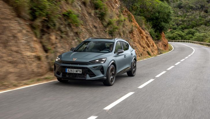 Nuova Cupra Formentor: ancora aggiornamenti per la gamma motori - Foto 33 di 44