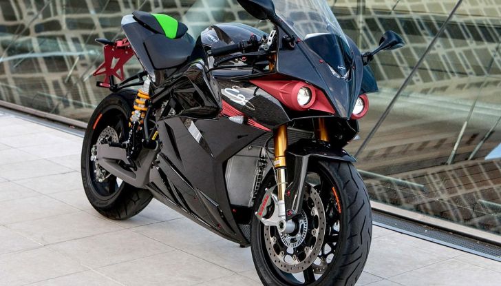 Passaggio di proprietà moto 2024: guida costi e documenti - Foto 4 di 12