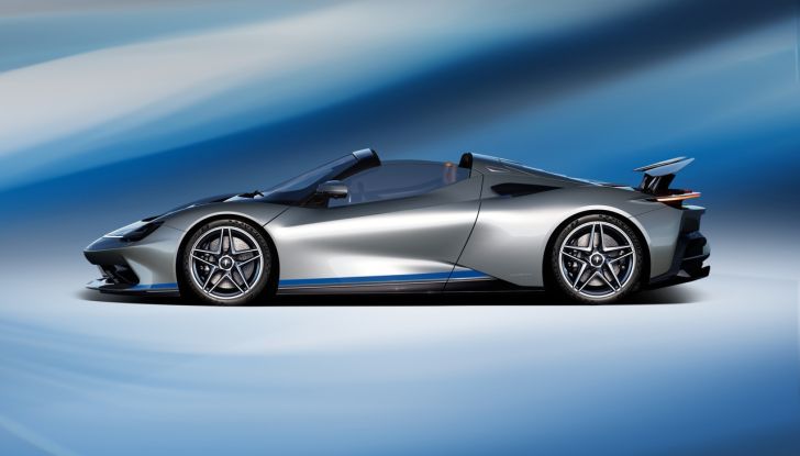 Pininfarina Battista Targamerica: caratteristiche, design, abitacolo, motori e prestazioni - Foto 10 di 31