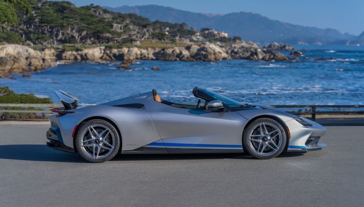 Pininfarina Battista Targamerica: caratteristiche, design, abitacolo, motori e prestazioni - Foto 30 di 31