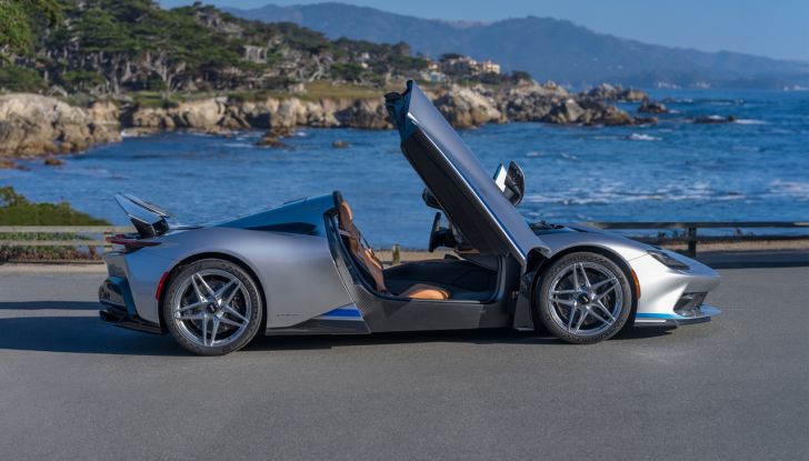 Pininfarina Battista Targamerica: caratteristiche, design, abitacolo, motori e prestazioni - Foto 31 di 31