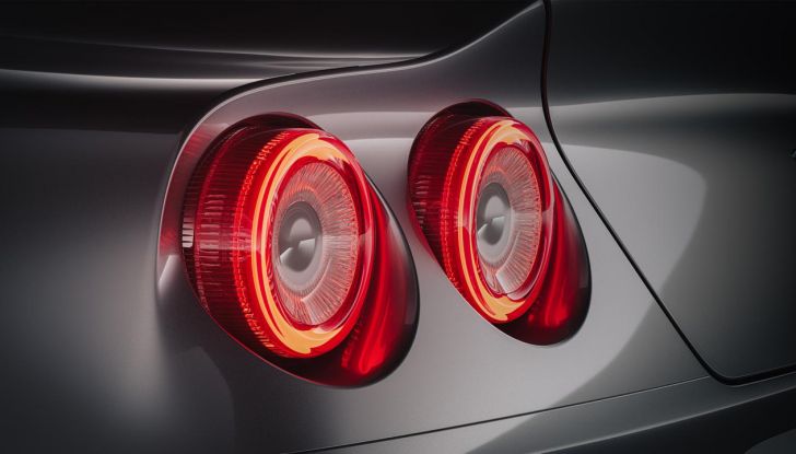 Touring Superleggera Veloce12: caratteristiche, design, abitacolo, motore, prestazioni e prezzo - Foto 23 di 56