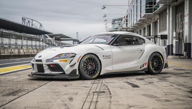 Toyota GR Supra GT4 EVO2: caratteristiche, design, abitacolo, motore, prestazioni e prezzo - Foto 9 di 18
