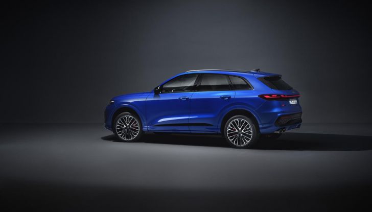 Audi Q5 2025: caratteristiche, design, abitacolo e motori - Foto 65 di 110