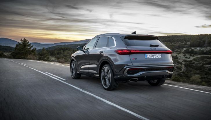 Audi Q5 2025: caratteristiche, design, abitacolo e motori - Foto 44 di 110