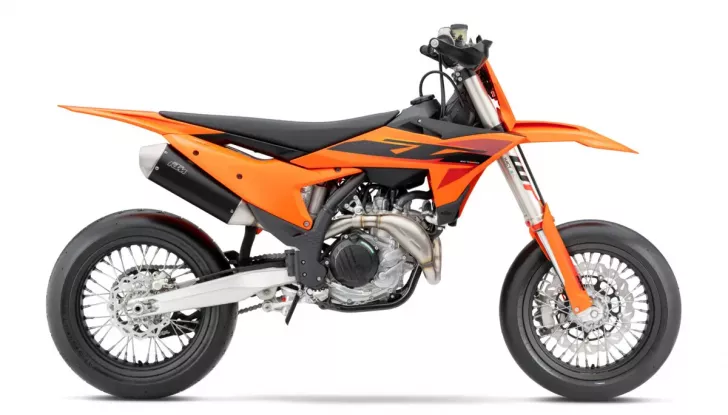 KTM presenta la nuova 450 SMR 2025 - Foto 2 di 8