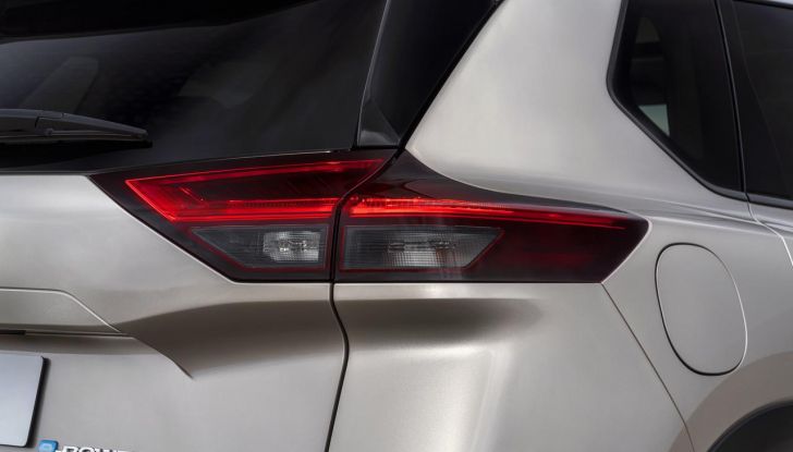 Nissan X-Trail 2024: debutta la nuova motorizzazione mild hybrid - Foto 9 di 15