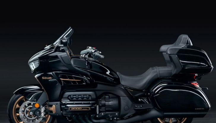 Souo S2000: la nuova GoldWing in versione cinese - Foto 2 di 5