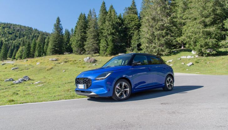 Nuova Suzuki Swift Hybrid 4×4 AllGrip: caratteristiche, design, abitacolo, motore e prezzo - Foto 74 di 122