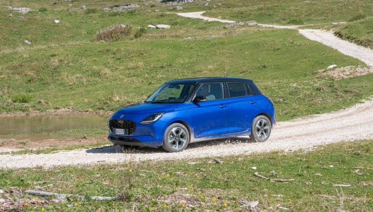 Nuova Suzuki Swift Hybrid 4×4 AllGrip: caratteristiche, design, abitacolo, motore e prezzo - Foto 114 di 122