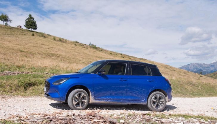 Nuova Suzuki Swift Hybrid 4×4 AllGrip: caratteristiche, design, abitacolo, motore e prezzo - Foto 80 di 122