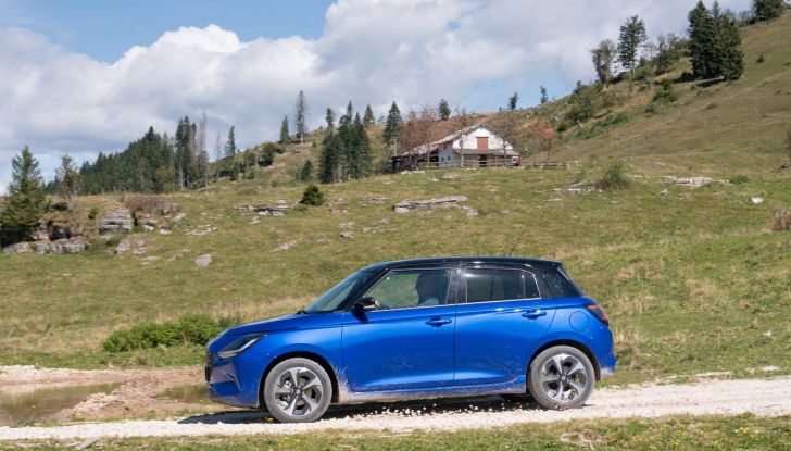 Nuova Suzuki Swift Hybrid 4×4 AllGrip: caratteristiche, design, abitacolo, motore e prezzo - Foto 81 di 122