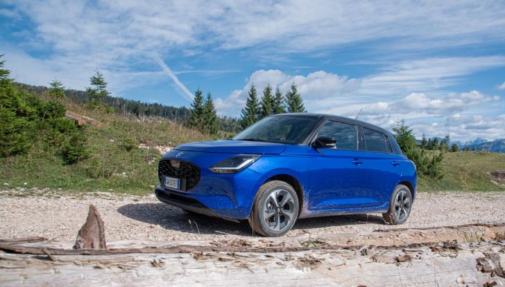 Nuova Suzuki Swift Hybrid 4×4 AllGrip: caratteristiche, design, abitacolo, motore e prezzo - Foto 93 di 122