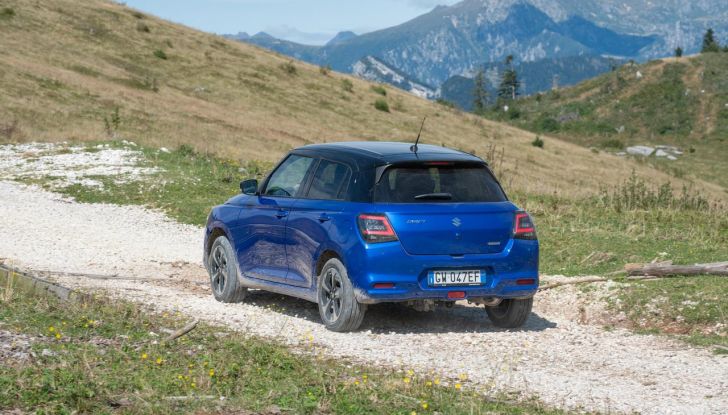 Nuova Suzuki Swift Hybrid 4×4 AllGrip: caratteristiche, design, abitacolo, motore e prezzo - Foto 115 di 122