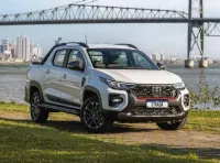 Fiat Strada 2024 e Fiat Grande Punto 2024: qual è la migliore e  perché?