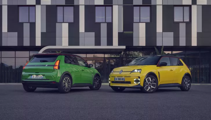 Renault 5 E-Tech Electric: la city car elettrica ora disponibile a partire da 24.900 euro - Foto 21 di 25