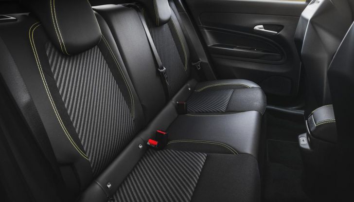 Nuova Abarth 600e: caratteristiche, design, abitacolo, motori, versioni, autonomia e prestazioni - Foto 66 di 131