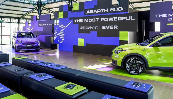 Nuova Abarth 600e: caratteristiche, design, abitacolo, motori, versioni, autonomia e prestazioni - Foto 11 di 131