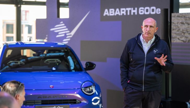 Nuova Abarth 600e: caratteristiche, design, abitacolo, motori, versioni, autonomia e prestazioni - Foto 130 di 131