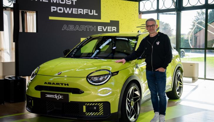 Nuova Abarth 600e: caratteristiche, design, abitacolo, motori, versioni, autonomia e prestazioni - Foto 127 di 131