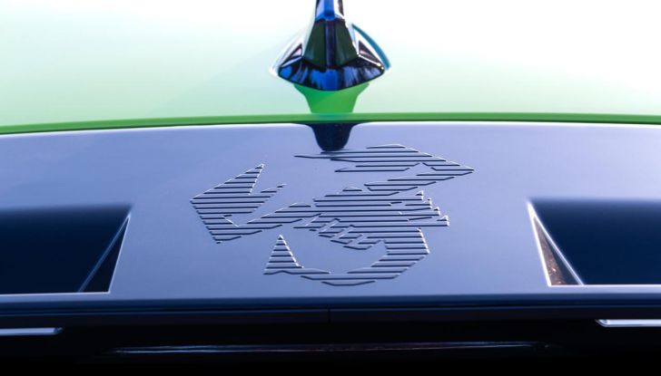 Nuova Abarth 600e: caratteristiche, design, abitacolo, motori, versioni, autonomia e prestazioni - Foto 86 di 131