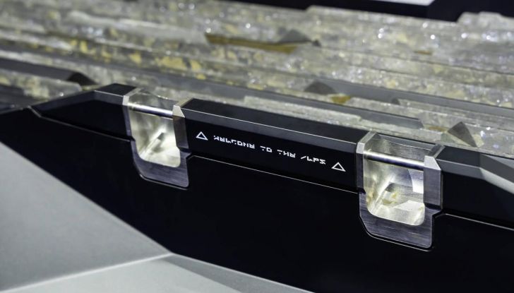 Nuova Alpine A390_β: caratteristiche, design, abitacolo e disponibilità - Foto 117 di 122