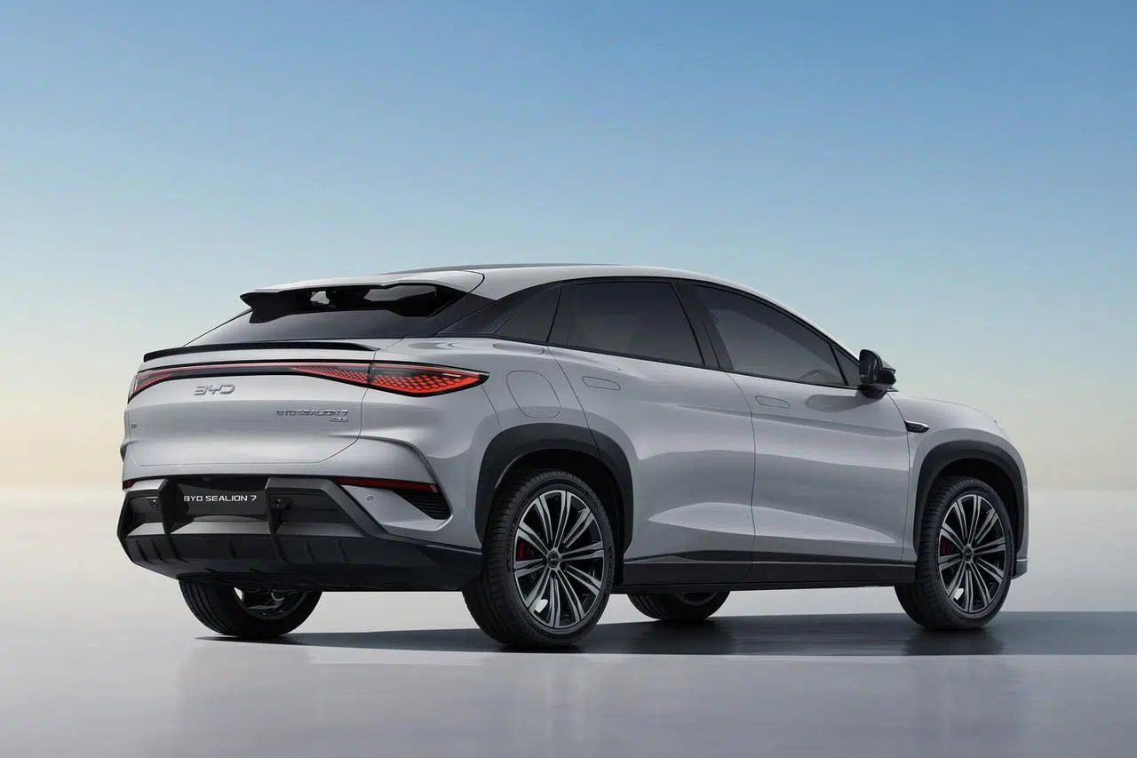 BYD Sealion 7