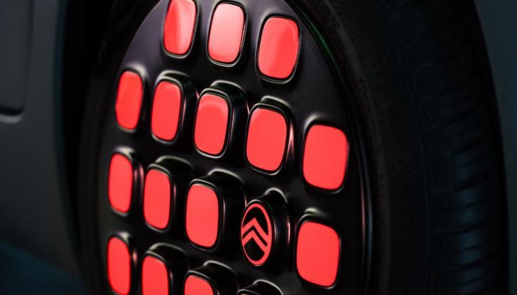 Citroën Ami 2025: il quadriciclo leggero elettrico si rinnova - Foto 11 di 24