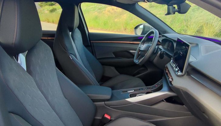 Cupra Terramar: annunciati i prezzi e gli allestimenti per l’Italia - Foto 25 di 47