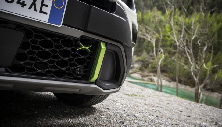 Jeep Avenger 4xe: caratteristiche, design, abitacolo, motore, allestimenti e prezzi - Foto 13 di 38